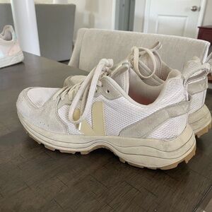 Veja White and Cream Chunky Sneakers